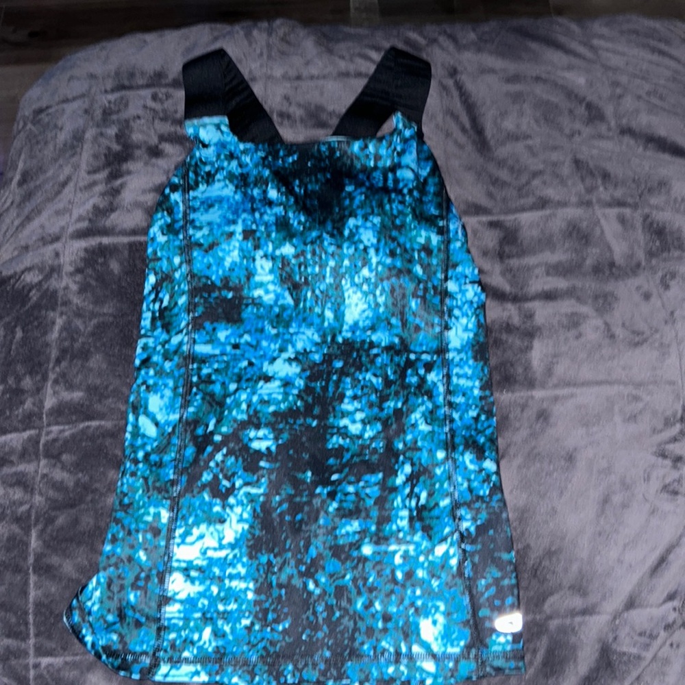 Blue XS workout tee.